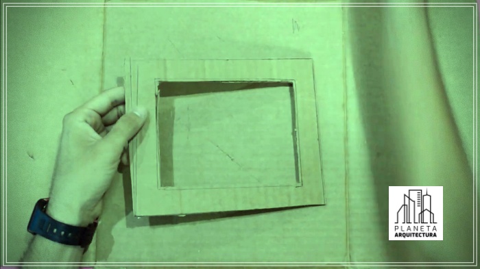 How to make a cardboard photo frame